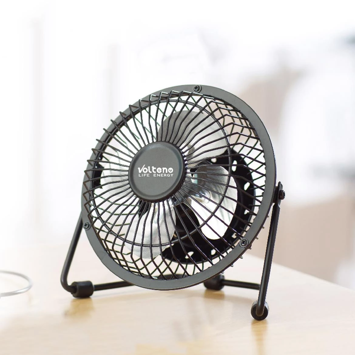 Volteno VO0659 USB – najbolji mali USB ventilator za stol